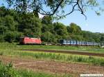 sattelauflieger-klv Gleich nach dem Ekol-Zug kam der LKW Walter-Zug mit 152 112-9 um 11:05 Uhr aus M�nchen in Richtung Stuttgart bei Reichenbach/Fils entgegen. (04,06,2010)