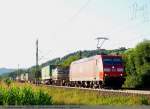 185 015-5 mit Sattelauflieger und Container auf dem Weg um ...