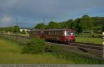 Die ersten Fahrg�ste sind ...  Andreas Axmann 15.05.2011