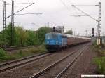 sonderzuge Sonderzug Bereitstellung mit der 1042 520-8 f�r die Fans des 1. FSV Mainz 05 im Bahnhof Stuttgart/Untert�rkheim um 18:48 Uhr. (01,05,2010)