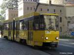 Strabenbahnwagen Nr.318 / CKD-KT4D / 1987 / gelb / Werbung ...