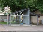 Moderner Unterstand auch f�r Fahrr�der in Unterlenningen. (02,09,2010)