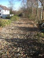 werksanschlusse-stillgelegt---gruninger-prem Kirchheim-Teck - �tlingen / Strecke zu Gr�ninger & Prem (Letztes vorhandenes Gleisbett wurde am 22.07.2009 durch einen Radweg ersetzt) von 1975 bis ? wurde beim Abbau der Alten Strecke zum Ehemaligen Bf Kirchheim/T und Bau der Neuen Strecke neu verlegt. (14,11,2008)