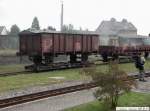 Zwei aufgebockte Regelspurwagen auf ...  Andreas Axmann 15.05.2010
