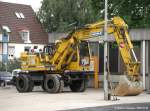 Hier ein Zweiwegebagger LIEBHERR ...  Andreas Axmann 30.12.2009