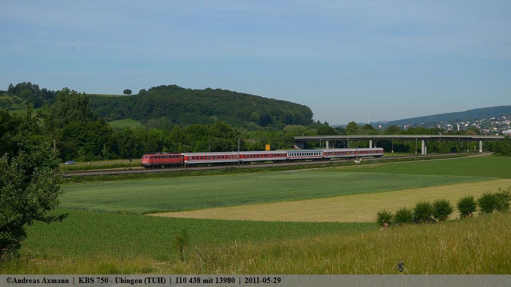 110 438 mit 13980 von Nrnberg ber Ludwigshafen, Mnchen/Ost nach Bischofshofen hier bei Uhingen/Fils. (29,05,2011)