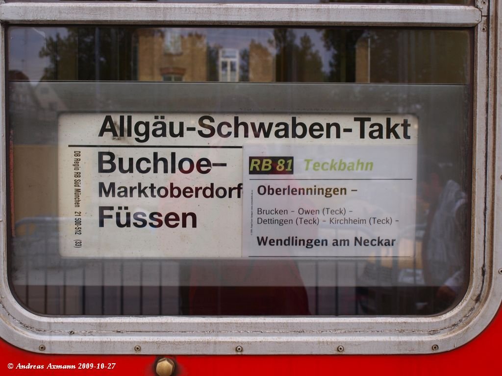 An diesem Zuglaufschild sieht man, wohin es die n-Wagen die unter anderem auf der Teckbahn fuhren sonst noch unterwegs wahren. (27.10.2009)