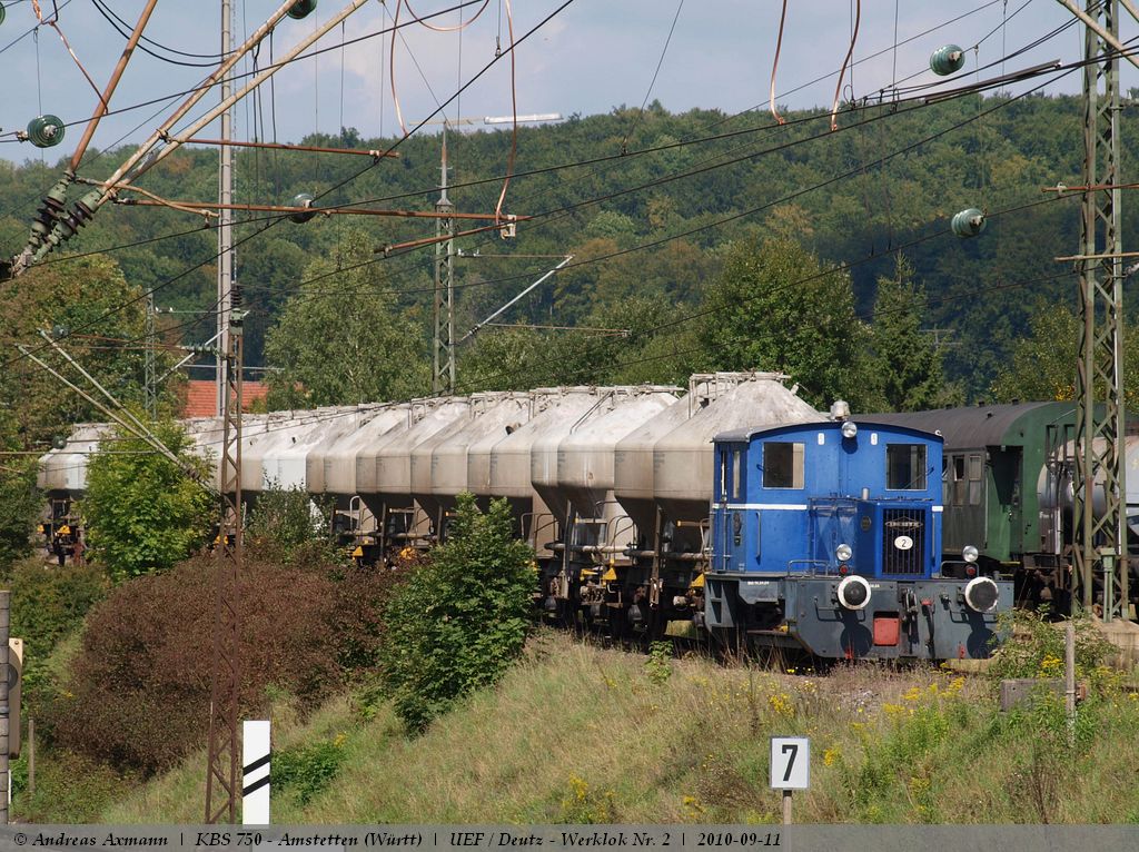 Diesellok 2  Blauer Klaus , Deutz (Fabriknummer 55414) der Ulmer Eisenbahnfreunde [Baujahr - 1953 ; Typ - A6M517R; Bauart - B]  im Bf Amstetten(Wrtt). (11,09,2010)