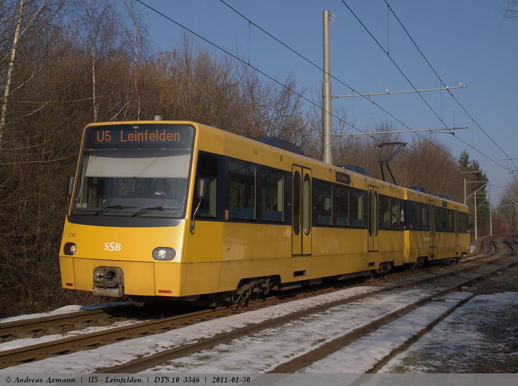 Einfahrt des DT8.10 / 3346 in die Endhaltestelle Leinfelden . (30,01,2011)