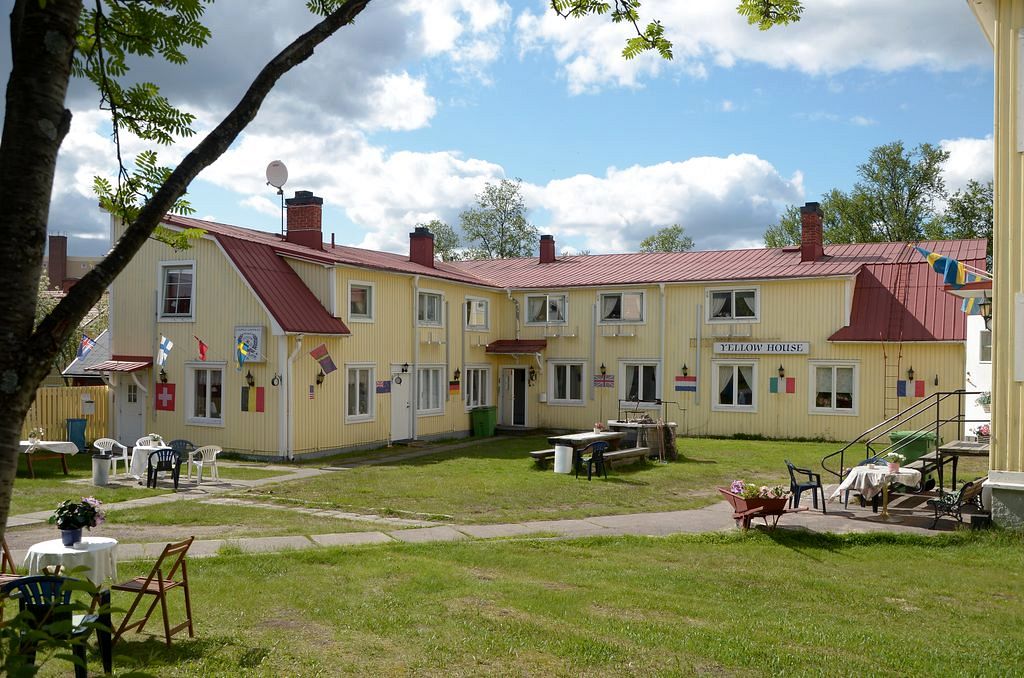 Gemtliches und preiswerte Herberge in zentraler Lage in Kiruna, das Yellow House. (18:06:2011)