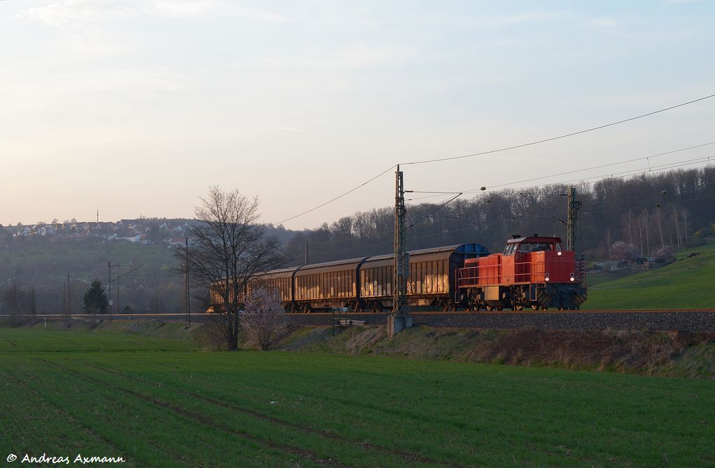 Glck hatte ich am 27,03,2012 den Gterzug mit der G1206 (92 821275 833-2 D CTD) und ihren Gterwagen auf dem Weg von Wiesloch Walldorf nach Heidelberger Druckmaschinen AG in Ammstetten bei Uhingen zu erwischen.