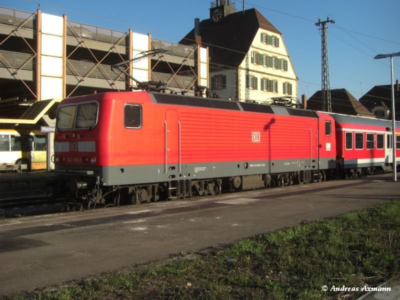 RB19297 nach Geislingen(Steige) mit 143 899-3 am 27.11.2008