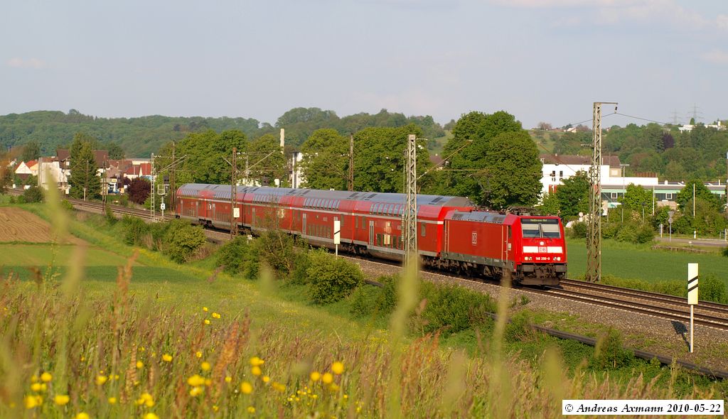 RE auf dem Weg von Donauwrth nach Heilbronn bei Reichenbach/Fils. (22,05,2010)