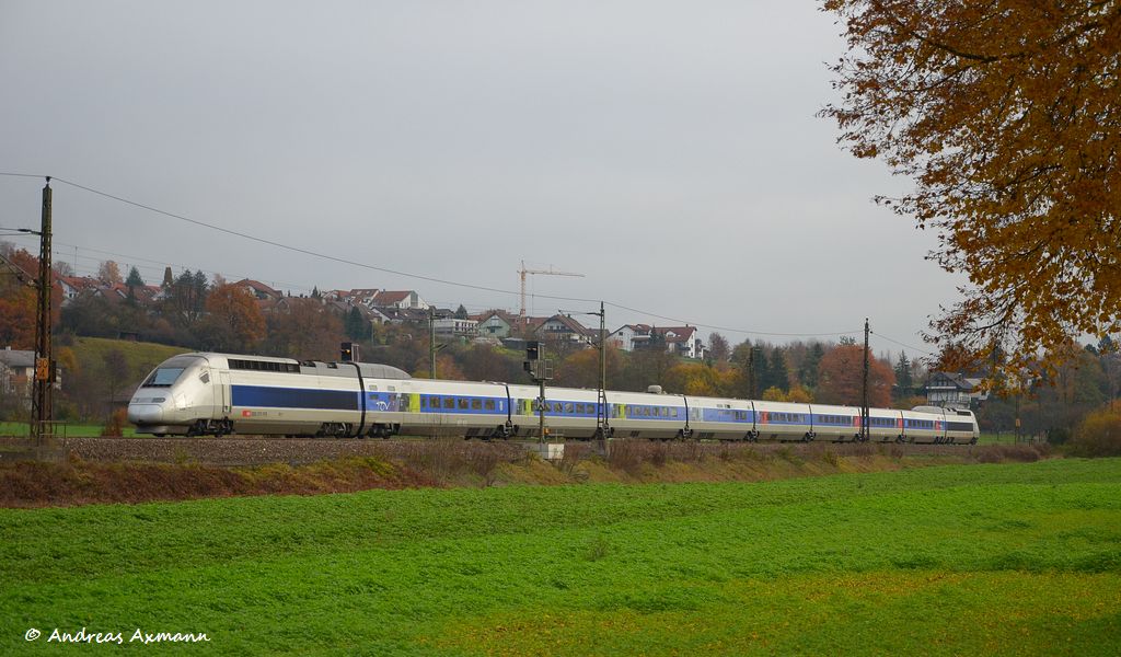 SBB CFF FFS 4406 als TGV 9586 durch Ebersbach/Fils in Richtung Stuttgart/Paris Est. (10,11,2011)