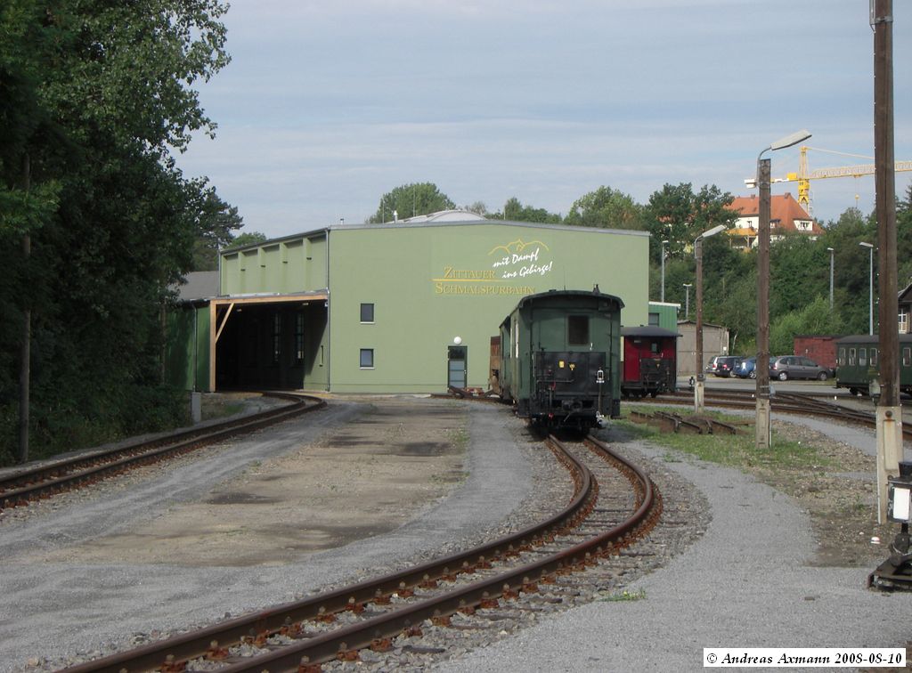 Wartungshalle der Zittauer Schmalspurbahn im Betriebsbahnhof Zittau Hbf. (10,08,2008)