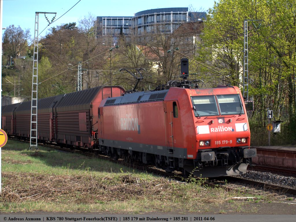 Zuglok 185 179 mit Schiebelok 185 281 und einem Daimlerzug durch Zuffenhausen. (06,04,2011)