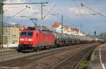 185 146 mit KeWa durch Esslingen am Neckar in Richtung Stuttgart/Kornwestheim, Gruß zurück an den Tf. (13,04,2012)