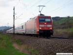 BR 101 mit Zugen/63340/als-sandwich-sind-101-080-0-und Als Sandwich sind 101 080-0 und 101 ? mit EC 391 nach Linz unterwegs. (10,04,2010)