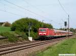BR 143 mit Zugen/66654/143-140-2-zieht-die-rb-19340 143 140-2 zieht die RB 19340 von Geislingen/Steige nach Plochingen. (29.04.2010)
