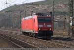 br-1851-dbtraxx-f140-ac1/129844/auf-tfzf-von-stuttgart-kommend-faehrt Auf Tfzf von Stuttgart kommend fährt 185 058 nach Plochingen, um dort einen Güterzug zu übernehmen. (29,03,2011)