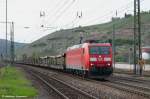 185 010 mit gemischten Güterzug durch Esslingen am Neckar in Richtung München. (27,04,2012)