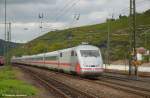 401 067 als ICE 597 auf ihrem Weg von Berlin-Ostbahnhof ber Stuttgart durch Esslingen am Neckar nach Mnchen. (13,10,2011)