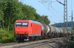 kbs-750-filsbahn/215830/145-093-145-cl-015-mit-kewa 145 093 (145-CL 015) mit KeWa durch Uhingen in Richtung Stuttgart/Kornwestheim. (14.08.2012)